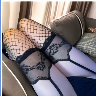 Stoking Peha Lace Tepi Merah Seksi